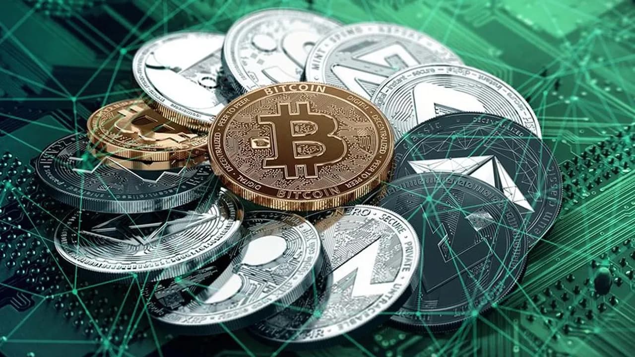 Kripto Piyasasında Denge Arayışı: Fon Çıkışları Hız Kesti