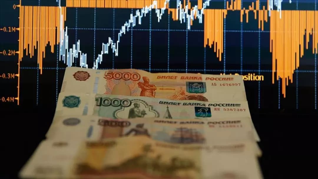 Rusya’nın Ekonomik Yol Haritasında Dolar Yeniden Gündemde