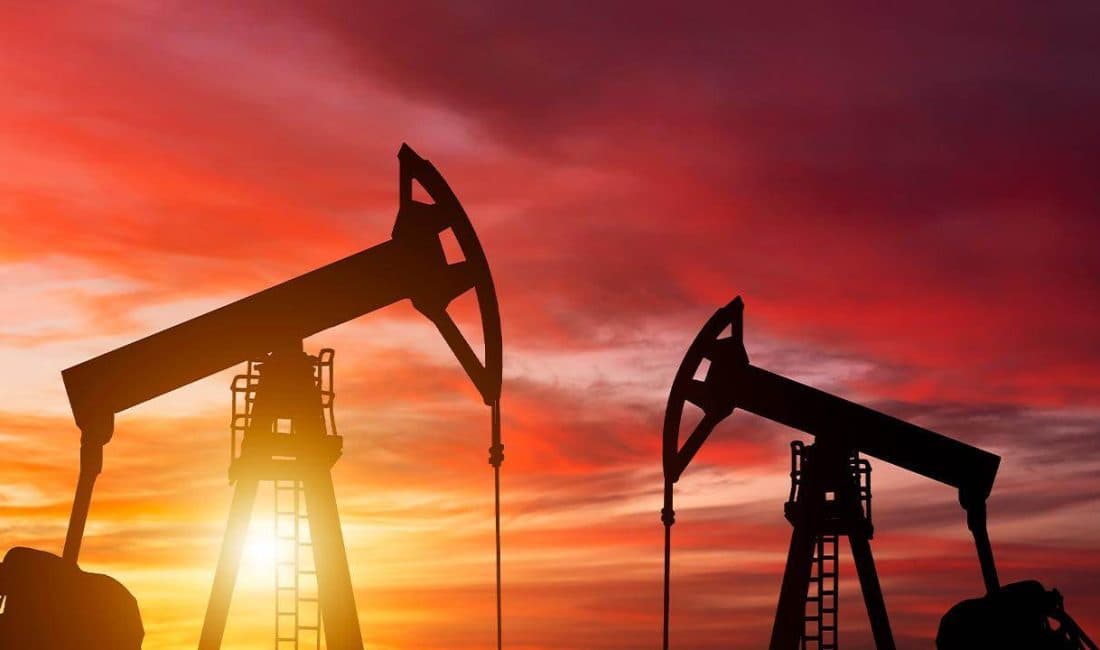 Orta Doğu Gerilimi BAE Borsalarını Sarstı, Petrol Tahminleri Yükseldi