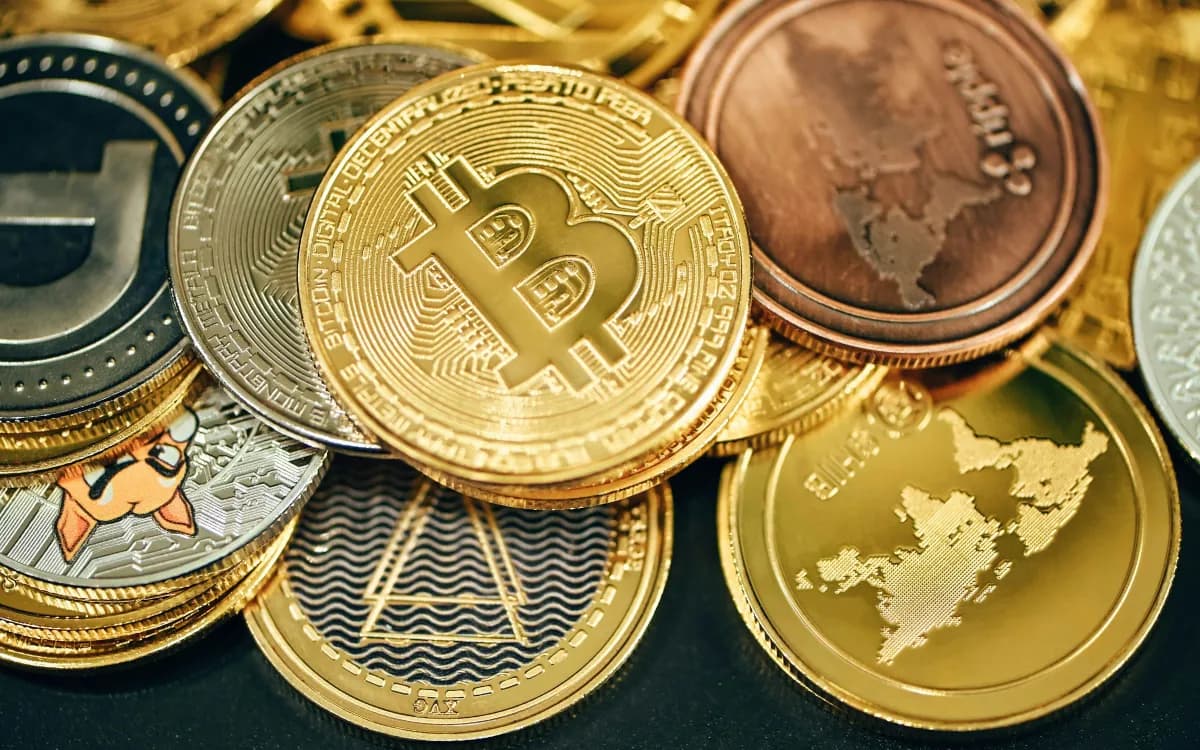 Bitcoin 71 Bin Doları Aştı, Kripto Hisselerinde Yükseliş Hızlandı
