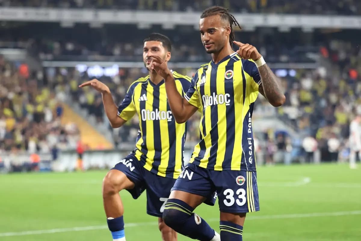Fenerbahçe Zirve Takibini Sürdürdü: Samsunspor Karşısında 3-2