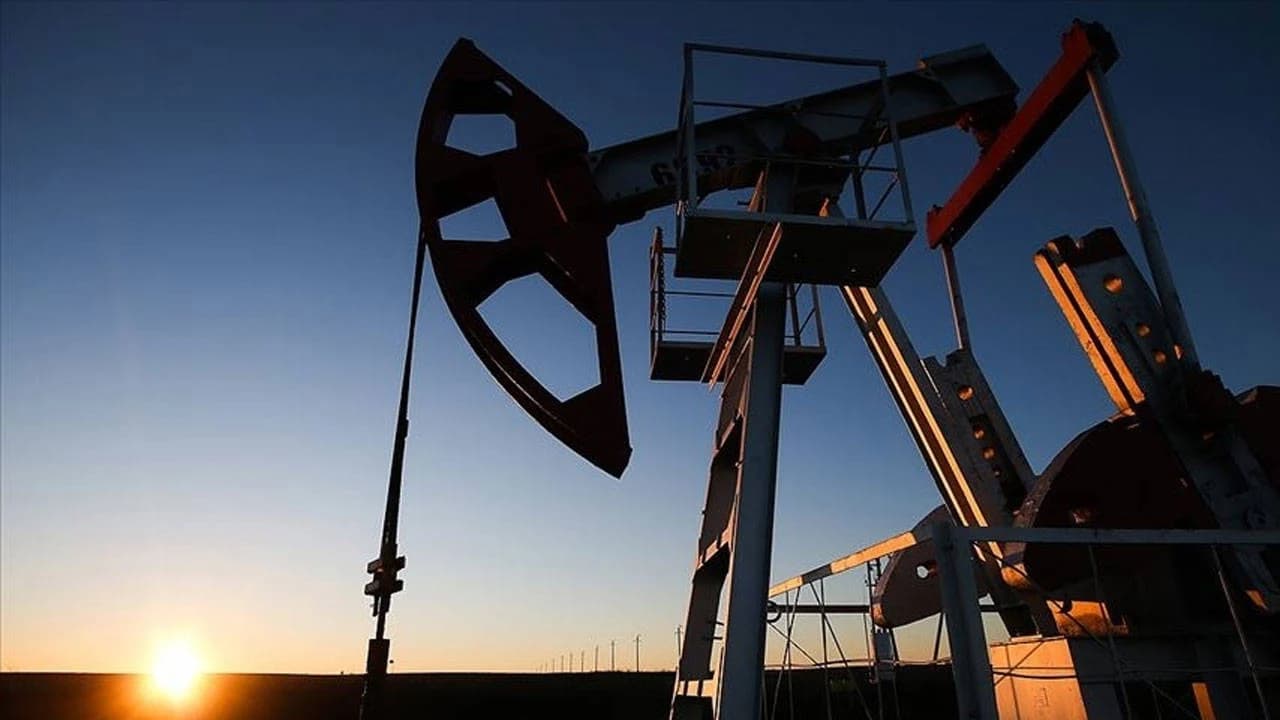 Fransa Petrol Piyasasında Müdahale Planlarını Değerlendiriyor