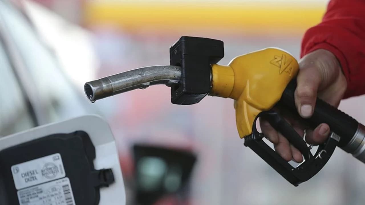 Rafine Yakıt Krizi Küresel Ekonomiyi Zorluyor: Dizel ve Jet Yakıtı Fiyatları Öne Çıktı