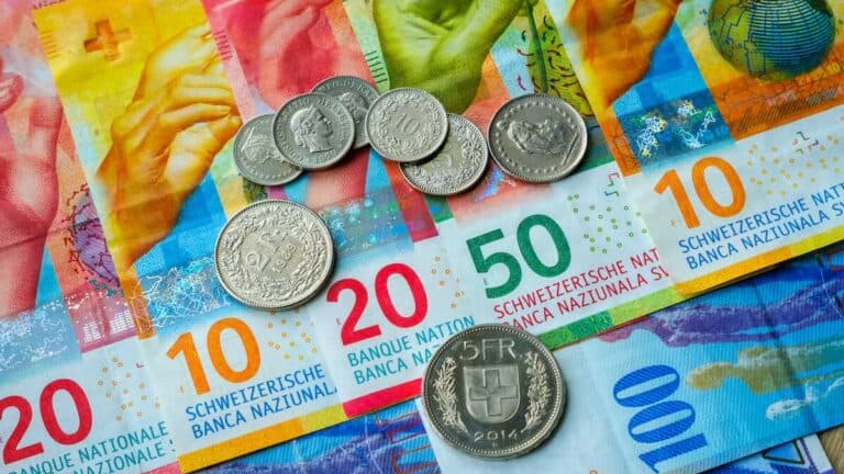 İsviçre Merkez Bankası’ndan temkinli duruş, faiz sıfırda kaldı müdahale kapıda
