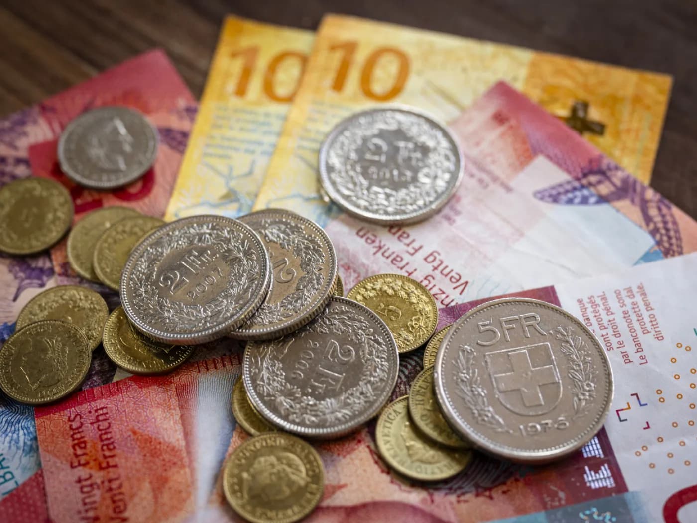 UBS EURCHF Beklentisini Güncelledi: 0,91 Seviyesi Yeni Referans Oldu