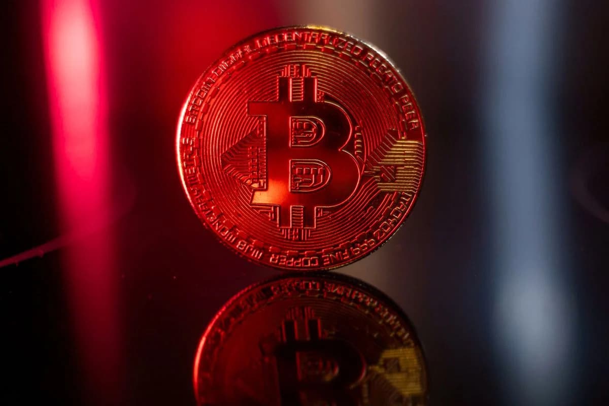 Bitcoin Küresel Risklerle Baskı Altında, Piyasada Belirsizlik Artıyor
