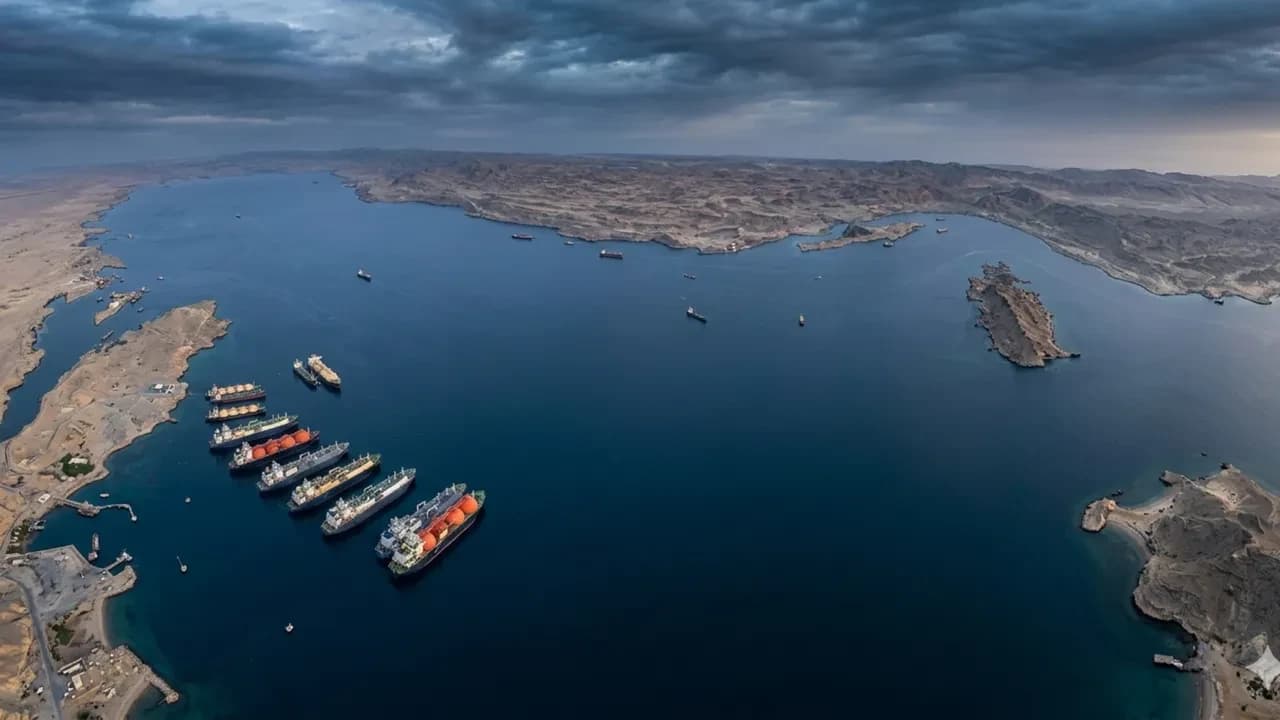 Hürmüz Boğazı Krizi Derinleşiyor: Enerji Arzında Belirsizlik Artıyor