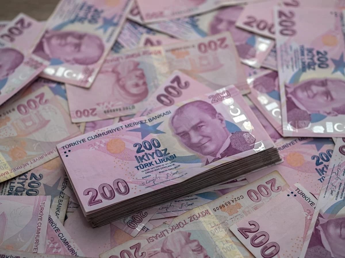 TL mevduatta faiz atağı: Tasarruf sahipleri için cazip dönem başladı