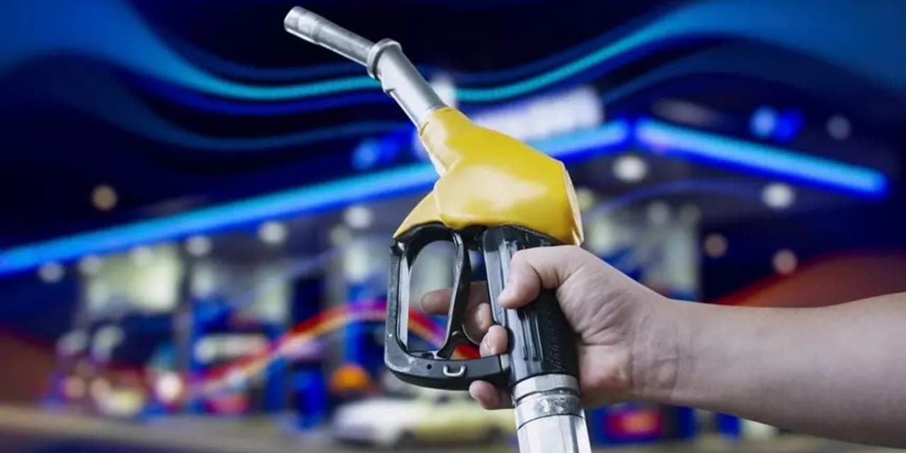 Motorine Perşembe Gecesi 1,74 TL Zam Bekleniyor