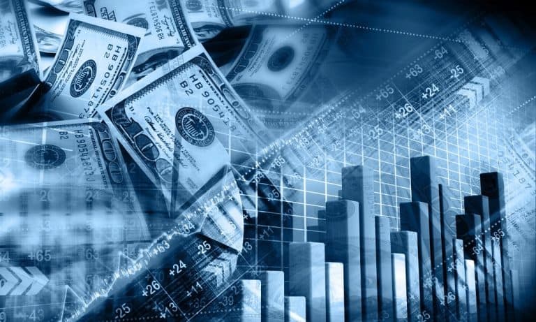 Dolar Savaş ve Faiz Kıskacında Sabitlendi