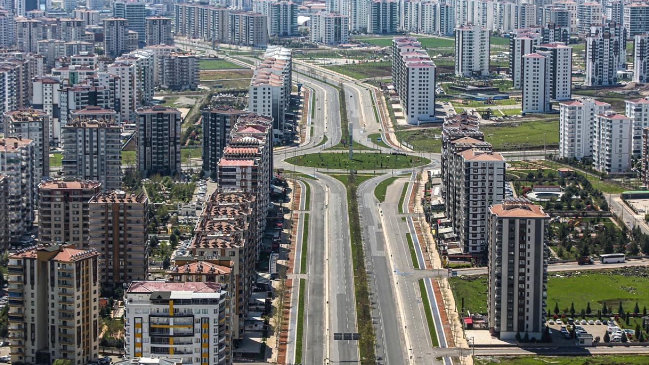Konut Fiyat Endeksi Nisan'da Yüzde 1,8 Artarak 223,4 Seviyesine Ulaştı