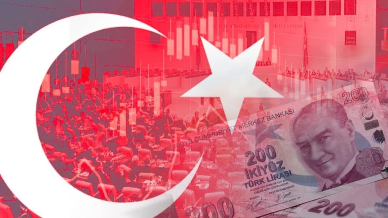 Şimşek: Türkiye ekonomisi küresel belirsizliklere rağmen ılımlı büyüdü