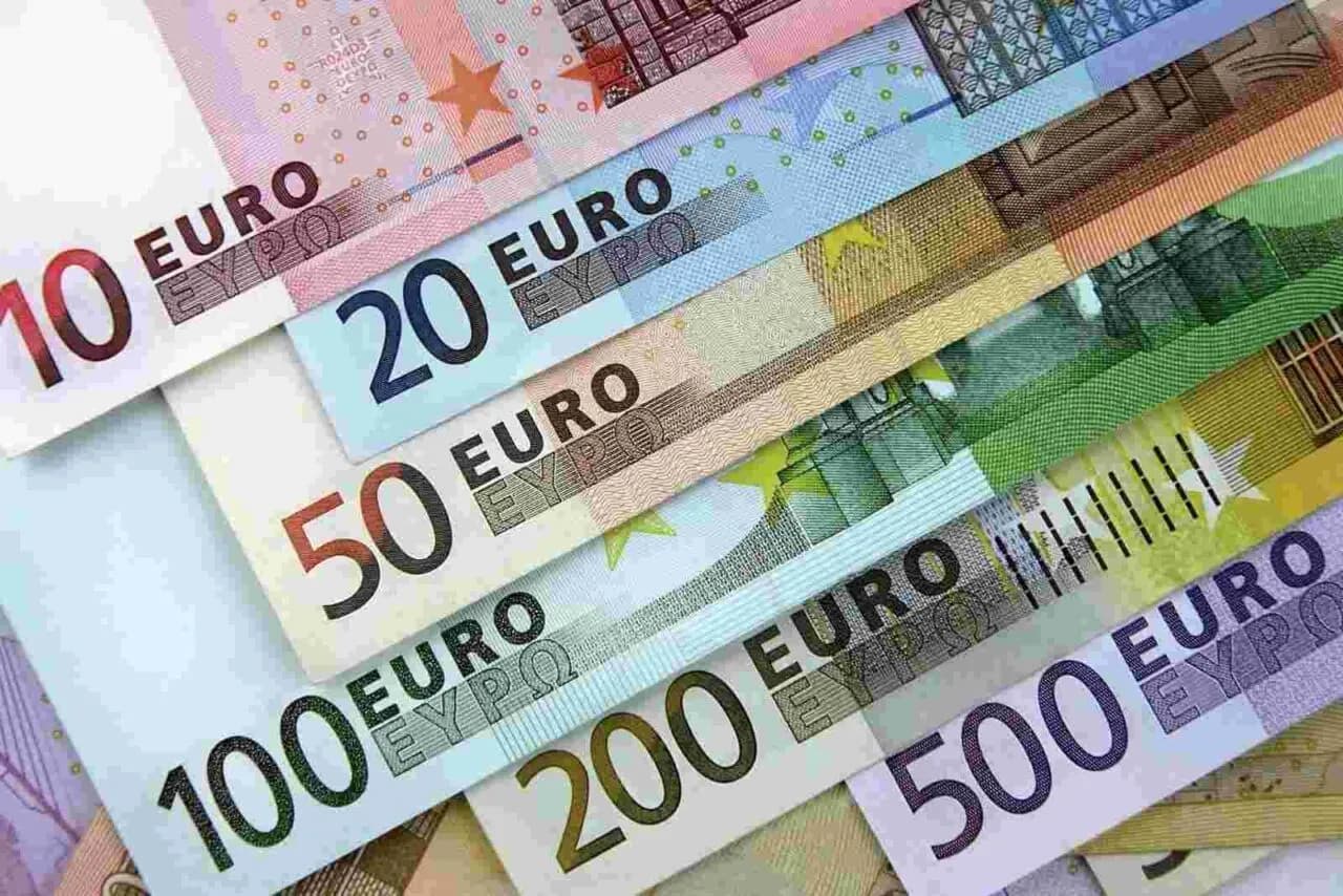 ABD'deki Gelişmeler Euro'ya Küresel Rezerv ve Ticaret Rolü Fırsatı Sunuyor
