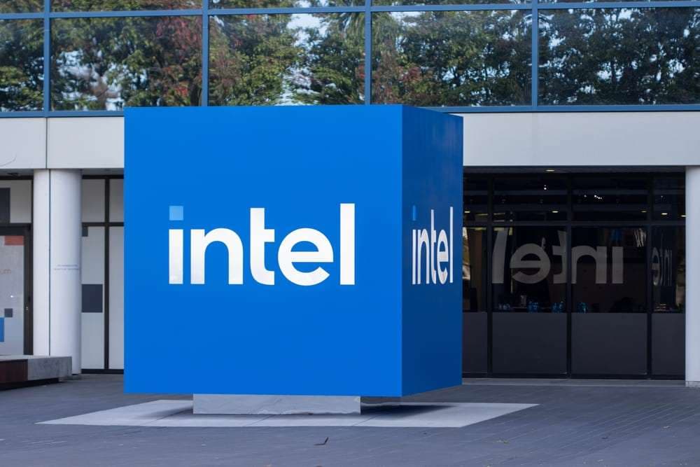 Google Intel'den 2028 İçin 3 Milyondan Fazla Yapay Zeka Çipi Sipariş Etti