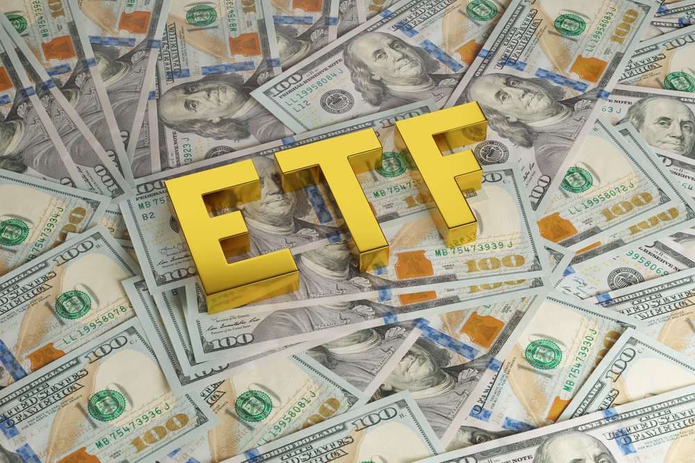 ETF Çıkışları Ons Altın Fiyatlarını 4000 Doların Altına İndirdi
